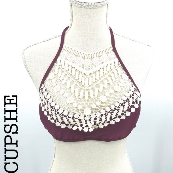 Cupshe Other - CUPSHE Burgundy with lace front bikini top NWT